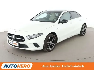 Gebraucht Mercedes A250 Progressive 218 PS (160 kW) 2020 Weiß Limousine