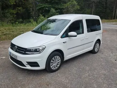 Gebraucht VW Caddy Trendline 102 PS (75 kW) 2016 Weiß Van / Kleinbus