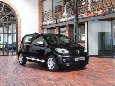 Usata VW up! CLUB 60 CV (44 kW) 2016 Nero Utilitaria