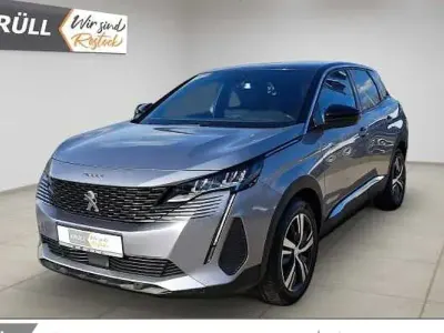 Gebraucht Peugeot 3008 Allure 136 PS (100 kW) 2024 Grau SUV