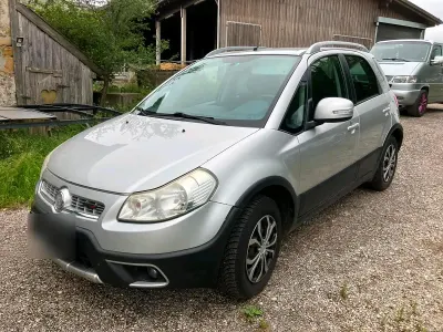 Gebraucht Fiat Sedici 2013 Silber SUV