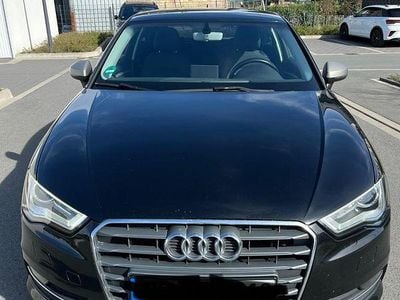 Gebraucht Audi A3 Ambiente 150 PS (110 kW) 2015 Schwarz Limousine