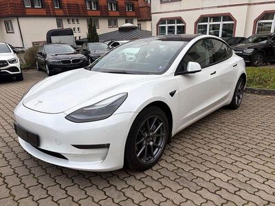 Weiß Gebraucht 2021 Tesla Model 3 Limousine | 25.950 € (Fairer Preis)