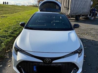 Weiß Gebraucht 2020 Toyota Corolla Sport Limousine | 22.999 € (Fairer Preis)