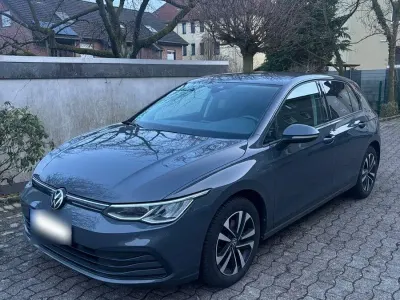 Gebraucht VW Golf VII United 150 PS (110 kW) 2021 Grau Kleinwagen