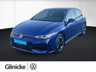 Gebraucht VW Golf VIII R-line 150 PS (110 kW) 2025 Lapiz blue metallic Limousine
