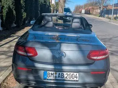 Gebraucht Mercedes 200 184 PS (135 kW) 2018 Grau Cabrio