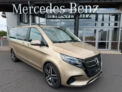 Gebraucht Mercedes V250 190 PS (139 kW) 2025 Gold Van / Kleinbus