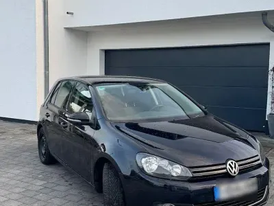 Gebraucht VW Golf VI Style 105 PS (77 kW) 2011 Blau Kleinwagen