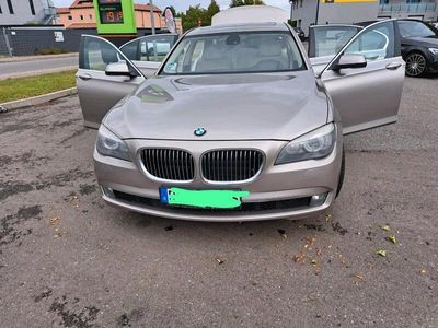 BMW 740