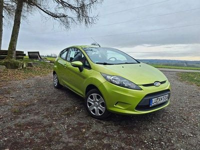 Grün Gebraucht 2009 Ford Fiesta Trend Limousine | 3.929 € (Fairer Preis)