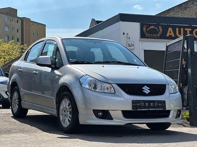 Gebraucht Suzuki SX4 107 PS (78 kW) 2009 Silber