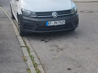 Gebraucht VW Caddy Family 102 PS (75 kW) 2016 Weiß Van / Kleinbus
