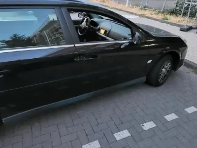 Gebraucht Opel Vectra 150 PS (110 kW) 2007 Schwarz Kombi