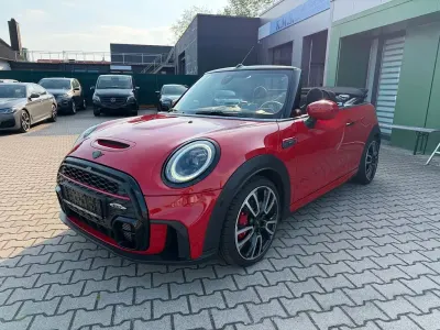 Gebraucht Mini John Cooper Works Cabriolet 231 PS (169 kW) 2021 Chili (solar) red Cabrio