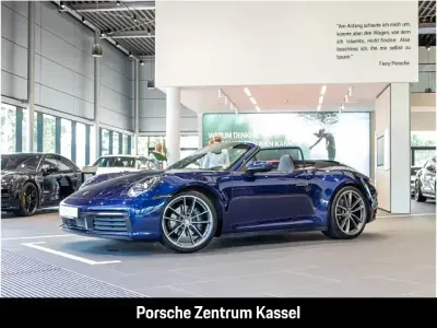 Gebraucht Porsche 911 Carrera Cabriolet 385 PS (283 kW) 2020 Blau Cabrio