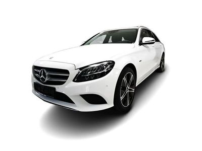 Weiss Gebraucht 2020 Mercedes C300e Avantgarde | 31.474 € (Teuer)