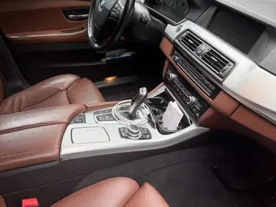 Gebraucht BMW 535 Performance 299 PS (219 kW) 2011 Gold Kombi