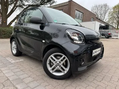 Używany Smart ForTwo Coupé 60 kW (82 KM) 2022 Czarny Hatchback