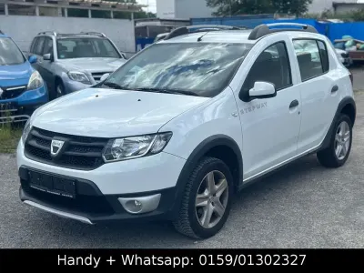 Gebraucht Dacia Sandero Stepway Ambiance 90 PS (66 kW) 2015 Weiß Limousine