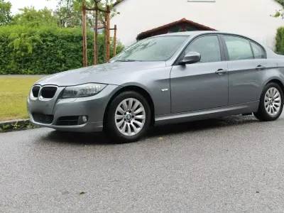 Gebraucht BMW 320 177 PS (130 kW) 2009 Limousine