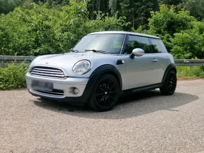 Gebraucht Mini Cooper 120 PS (88 kW) 2009 Silber Kleinwagen