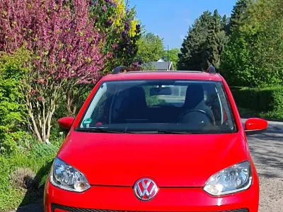 Używany VW up! 2012 Czerwony Hatchback