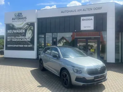 Neu Skoda Kamiq Monte Carlo 116 PS (85 kW) 2026 Smokey diamondsilber metallic SUV