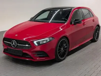 Gebraucht Mercedes A200 AMG line 163 PS (119 kW) 2018 Jupiterrot Limousine