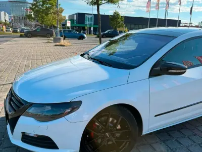 Gebraucht VW Passat 2009 Weiß Limousine