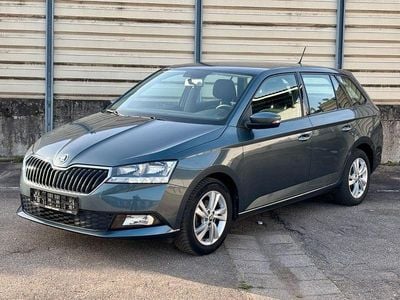 Gebraucht Skoda Fabia Ambition 95 PS (69 kW) 2019 Grau Kombi