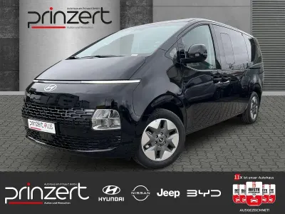 Gebraucht Hyundai Staria Signature 225 PS (165 kW) 2025 Abyss black Van / Kleinbus