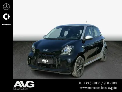 Second-hand Smart ForFour Electric Drive 60 kW (82 CP) 2021 Negru Berlinǎ