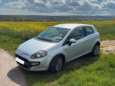 Second-hand Fiat Punto Evo 77 CP (56 kW) 2012 Argintiu Hatchback