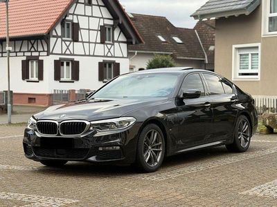 Schwarz Gebraucht 2019 BMW 530e M Sport Limousine | 14.800 €