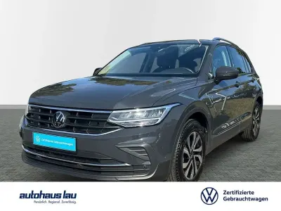 Gebraucht VW Tiguan Active 150 PS (110 kW) 2022 Silber SUV