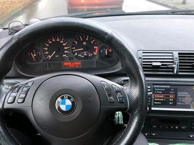 Gebraucht BMW 320 170 PS (125 kW) 2003 Schwarz Kombi