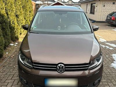 Gebraucht VW Touran 140 PS (102 kW) 2014 Andere farben Van / Kleinbus