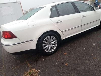 VW Phaeton