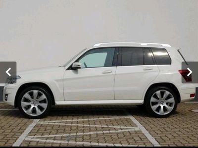 Gebraucht Mercedes GLK300 231 PS (169 kW) 2010 Weiß SUV