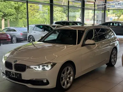 Gebraucht BMW 320 Luxury Line 190 PS (139 kW) 2016 Weiß Kombi