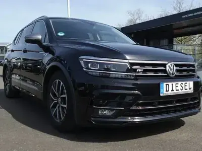 Usado VW Tiguan Allspace R-line 150 HP (110 kW) 2019 Preto SUV