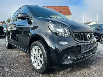 Używany Smart ForFour 71 KM (52 kW) 2015 Czarny Hatchback