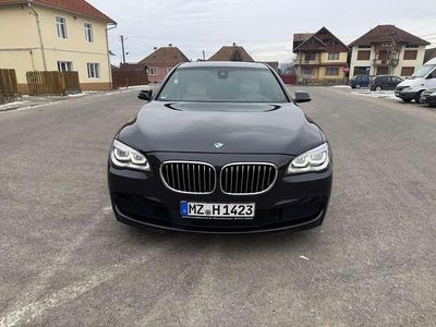 Second-hand BMW 730 Comfort Edition 258 CP (189 kW) 2015 Berlinǎ
