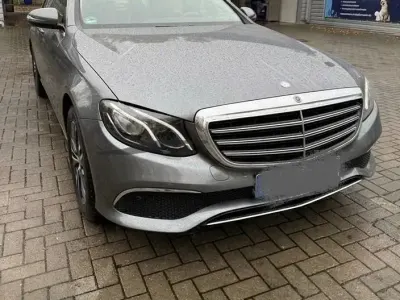 Gebraucht Mercedes E200 184 PS (135 kW) 2018 Grau Limousine