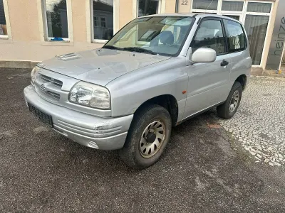 Gebraucht Suzuki Grand Vitara 94 PS (69 kW) 2000 Silber SUV