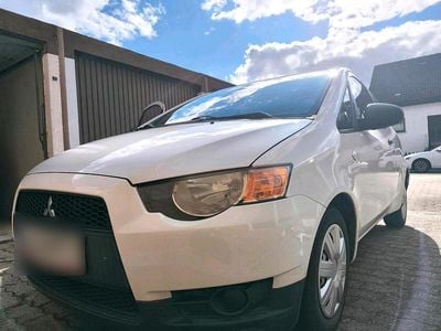 Gebraucht Mitsubishi Colt 75 PS (55 kW) 2009 Weiß Kleinwagen