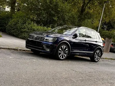 Gebraucht VW Tiguan R-line 150 PS (110 kW) 2018 Blau SUV