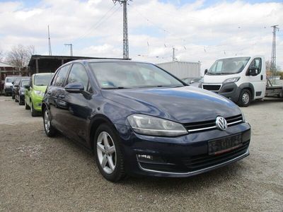 Blau Gebraucht 2013 VW Golf VII Highline Limousine | 11.900 € (Teuer)