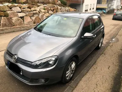 Gebraucht VW Golf VI Highline 122 PS (89 kW) 2011 Silber Kleinwagen